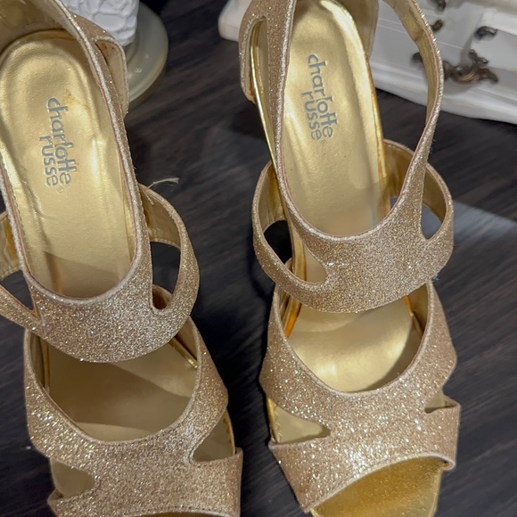 Beautiful 🤩 Charlotte Russe Open Toe High heels - Picture 5 of 9